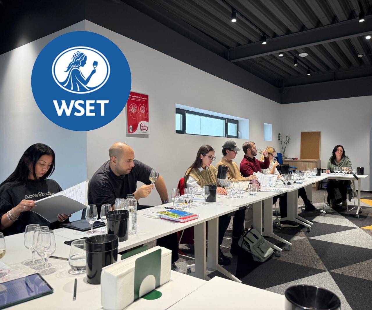 Ce este WSET și merită să faci acest curs? Experiența mea de la București